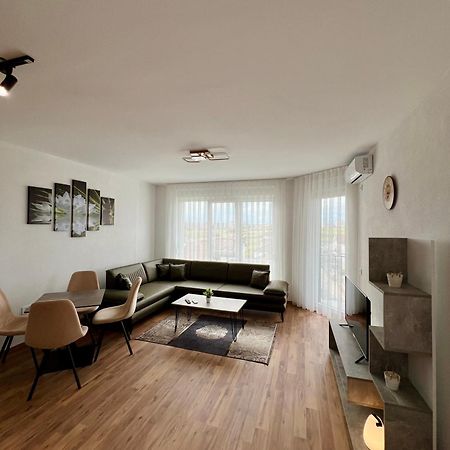 Holiday Apartments Gjakova Dış mekan fotoğraf