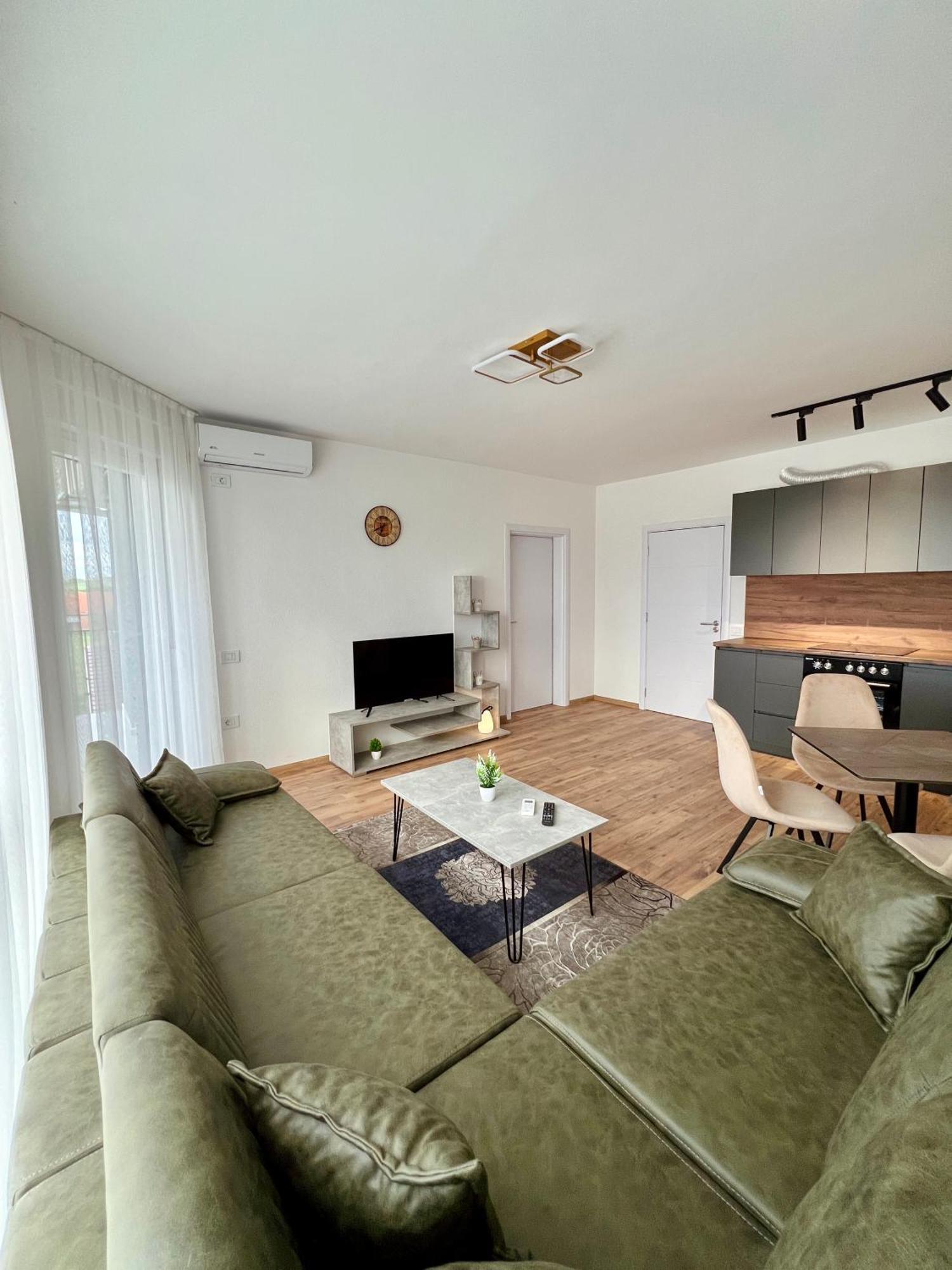 Holiday Apartments Gjakova Oda fotoğraf